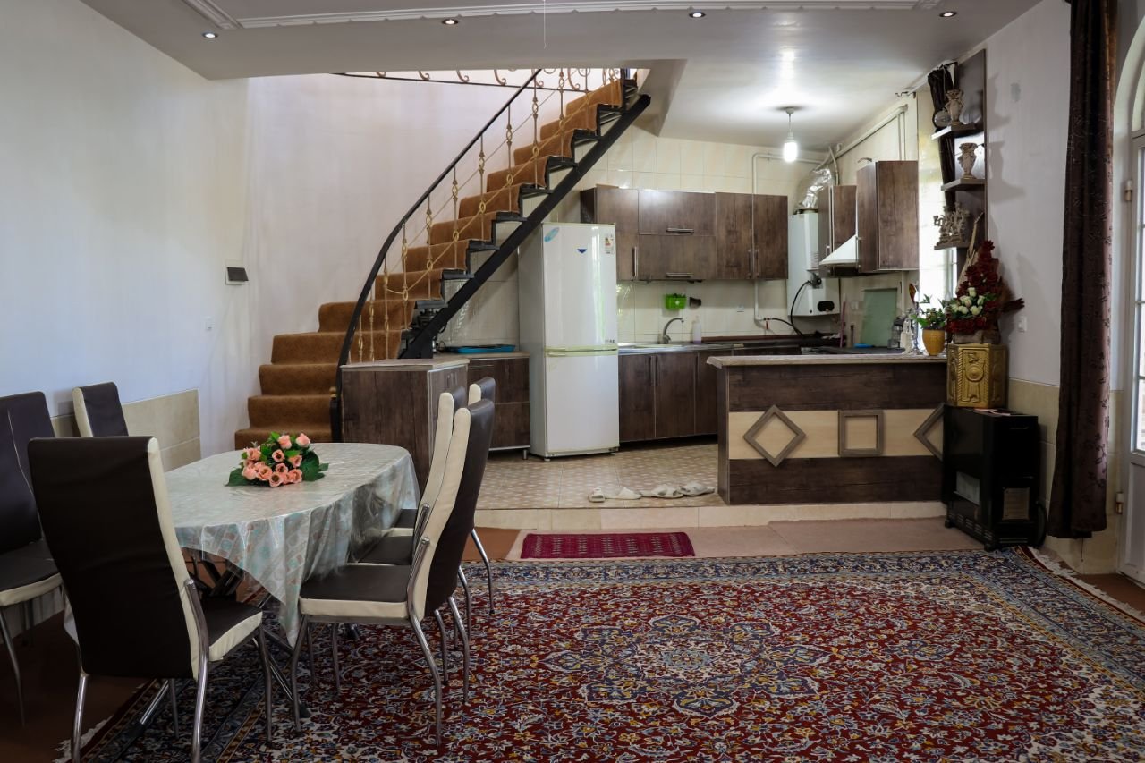 دوخوابه استخردار زرقان