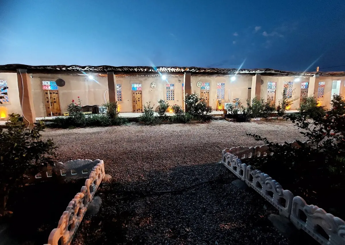 بوم گردی سنتی وسام - واحد 3