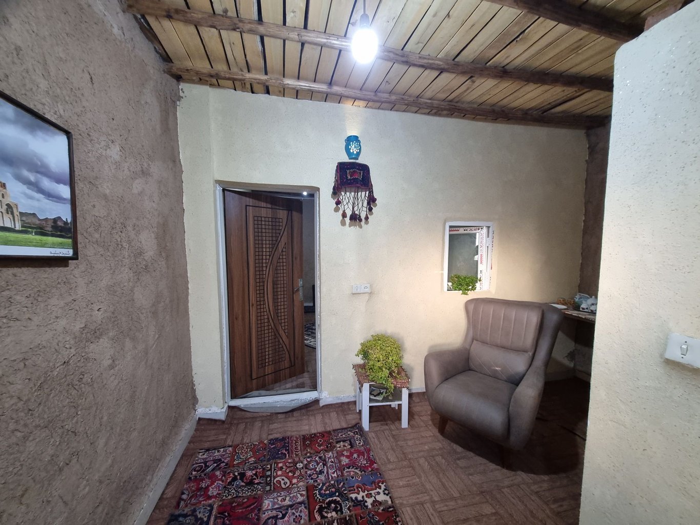 اقامتگاه بومگردی پرشین - پرشین - واحد روزگردون