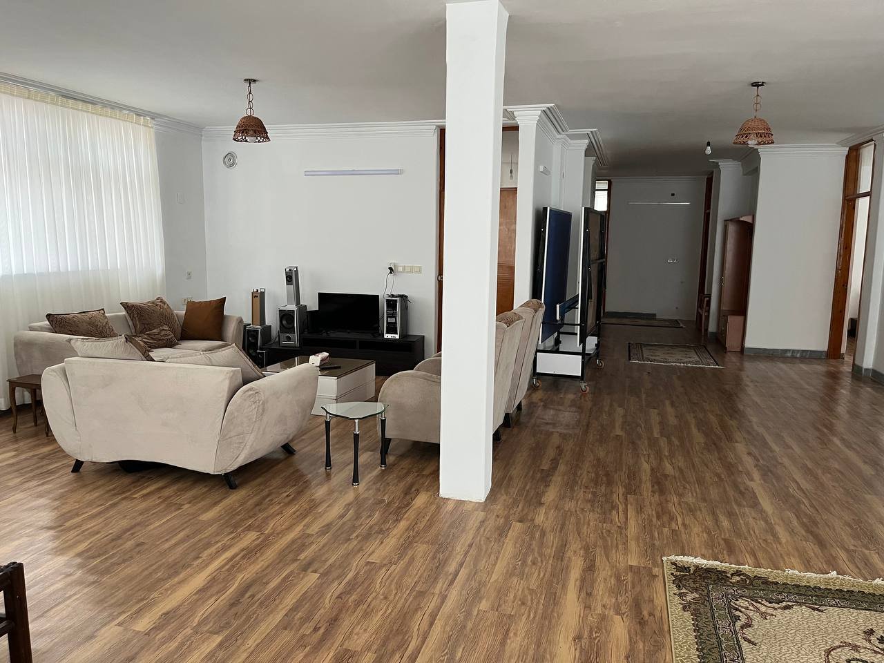 ویلا سه خوابه سبز قدیمی