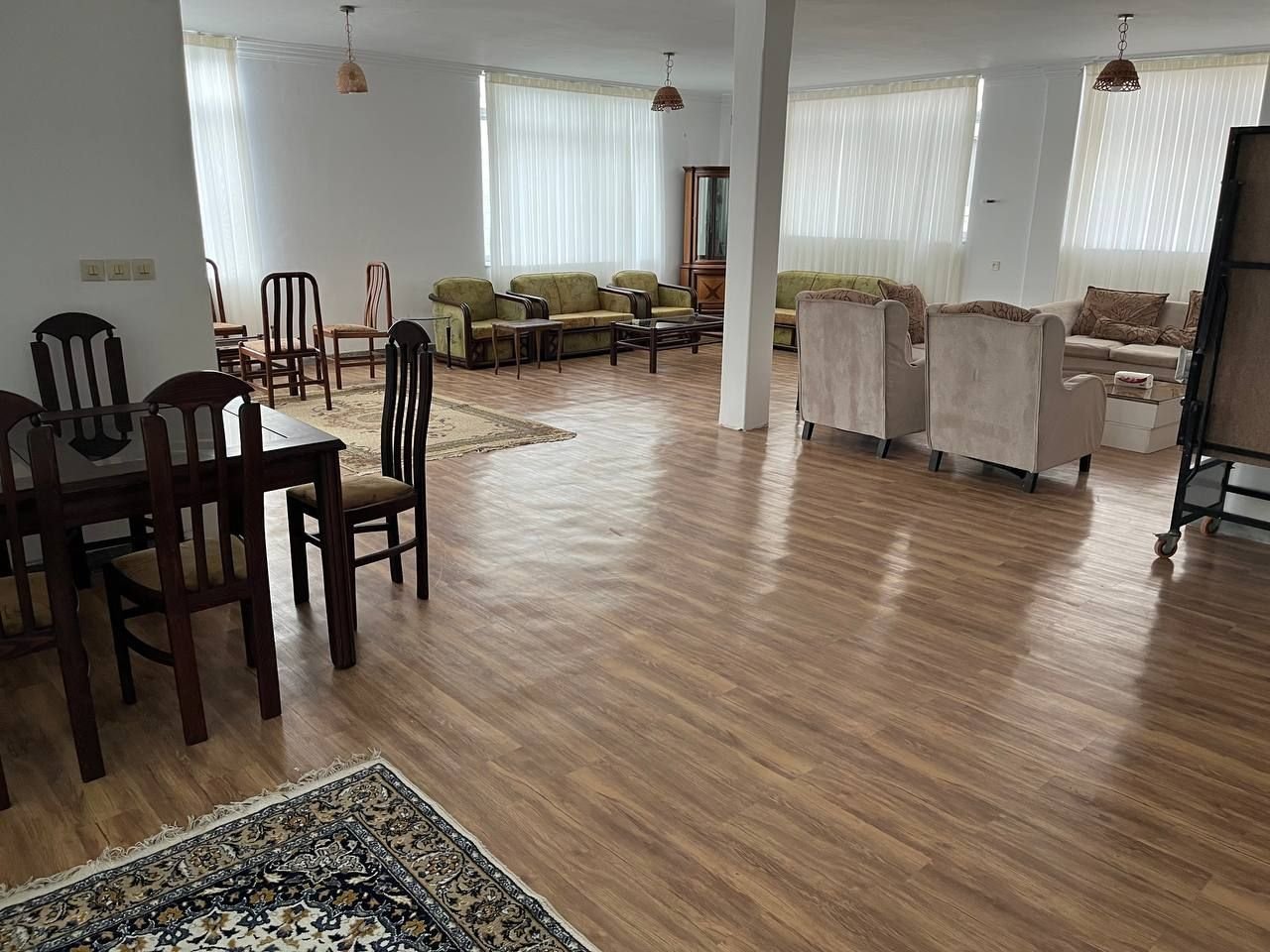 ویلا سه خوابه سبز قدیمی