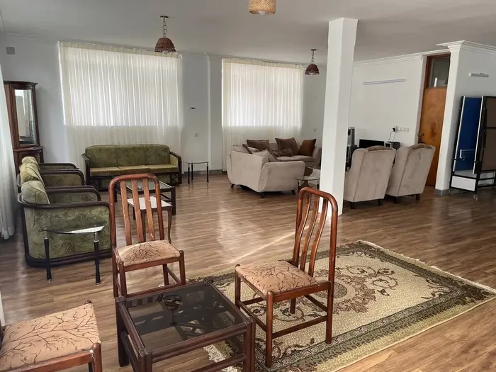 ویلا سه خوابه سبز قدیمی