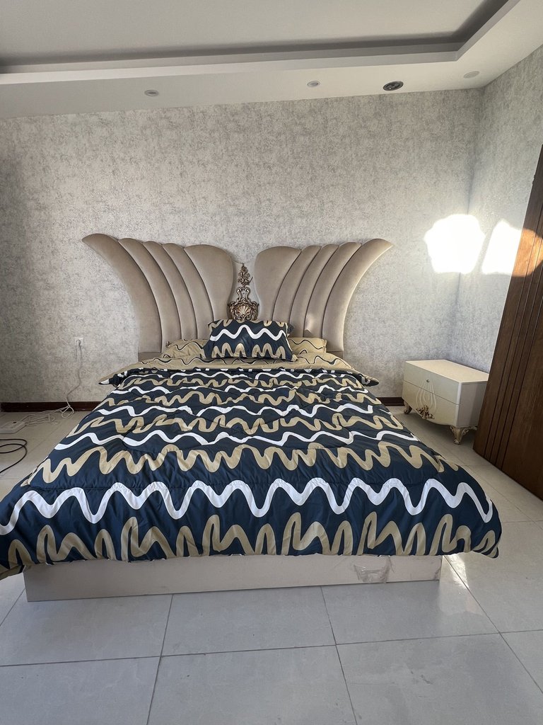 چهارخوابه  باغ عمارت رز