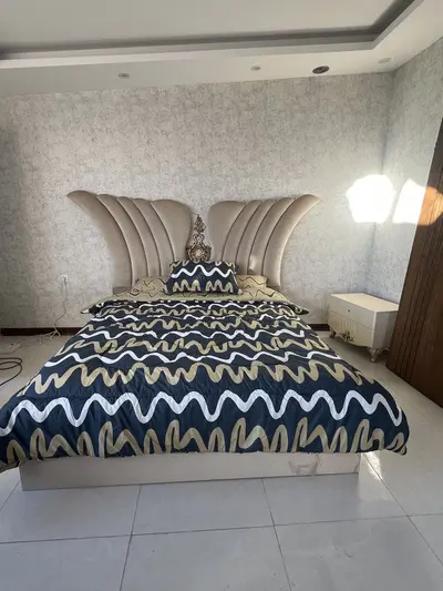 ویلا چهارخوابه  باغ عمارت رز