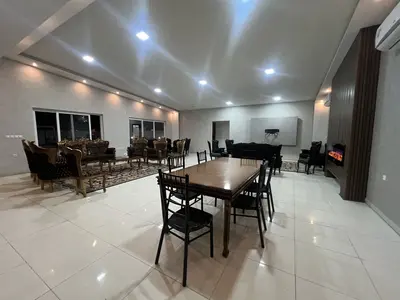 ویلا چهارخوابه  باغ عمارت رز