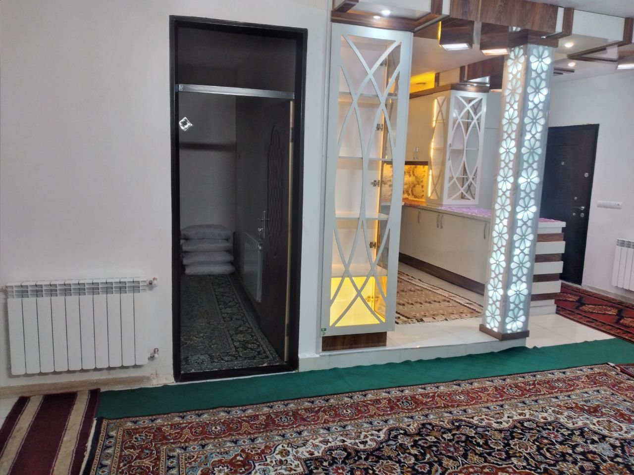 آپارتمان دوخوابه قادری