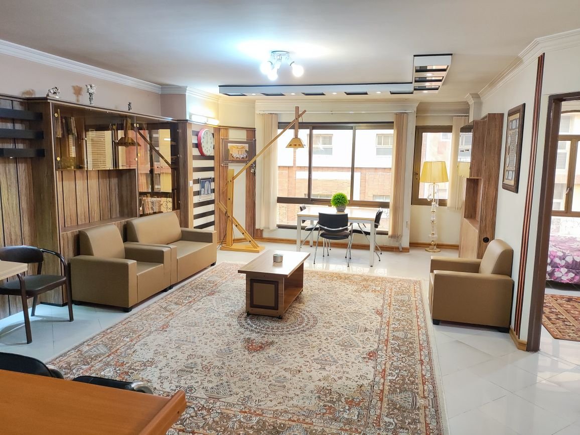 آپارتمان یک خوابه چهارباغ سی و سه پل