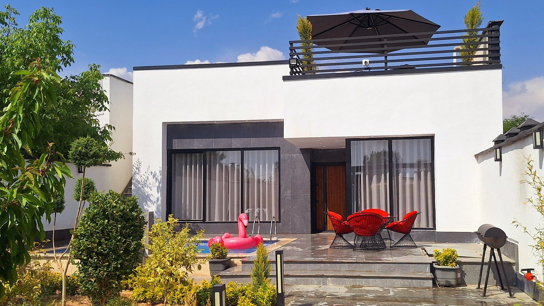 دوخوابه استخردار آبگرم آرسس