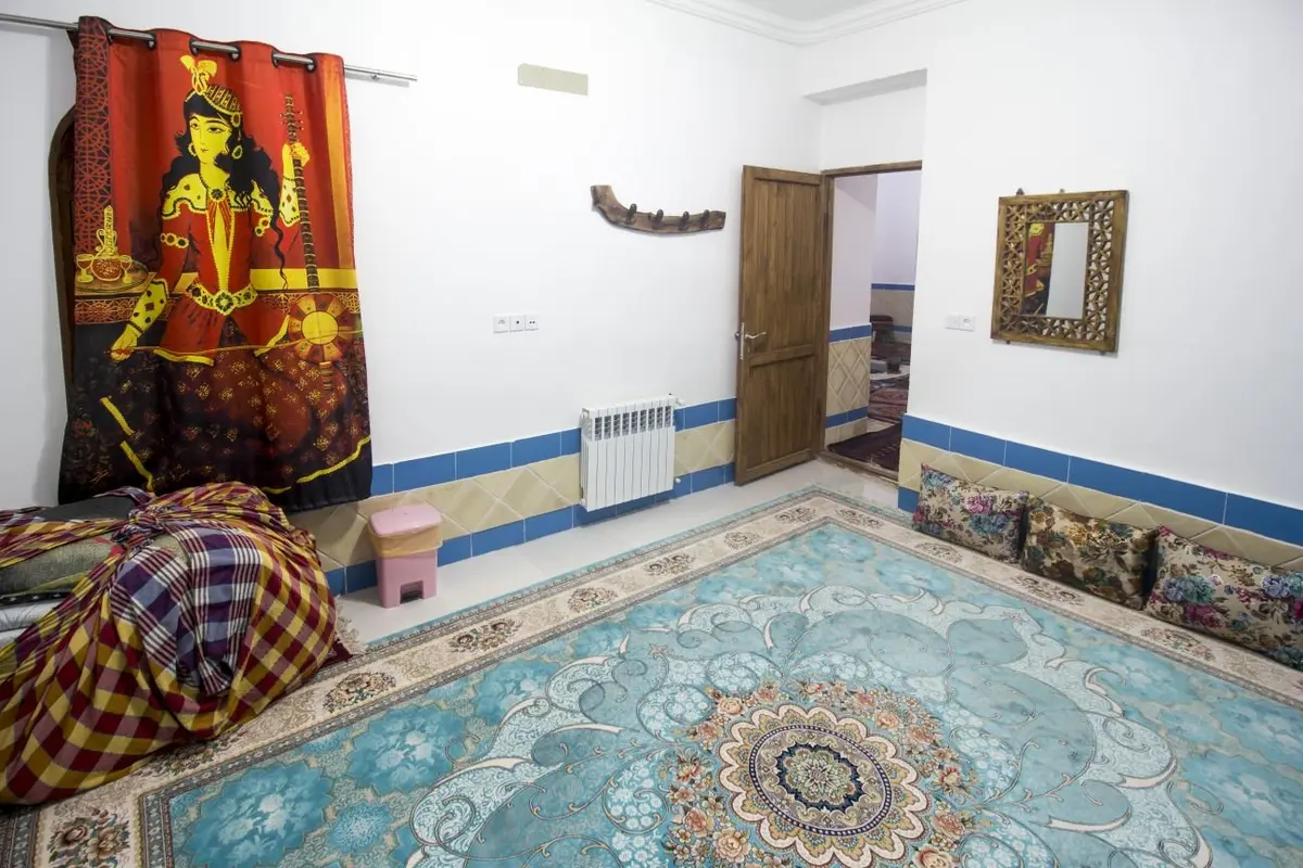 بوم گردی سرای امیربیک - واحد فیروزه ای