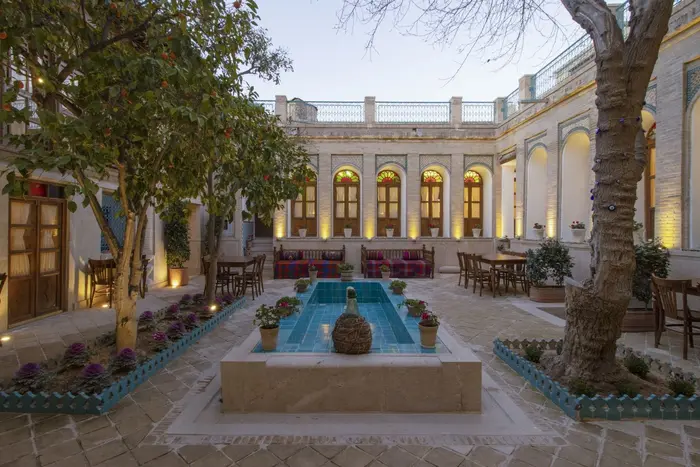 اقامتگاه سنتی ورتاج - واحد لوتوس - ورتاج