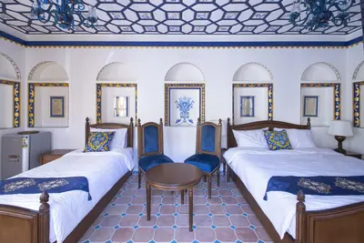 اقامتگاه سنتی ورتاج - واحد لوتوس