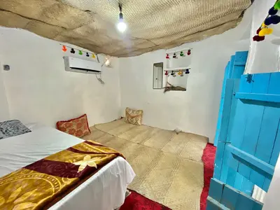 بومگردی گنبد نمکی کانی - واحد لوز