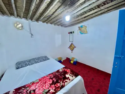 بومگردی گنبد نمکی کانی - واحد گیشته