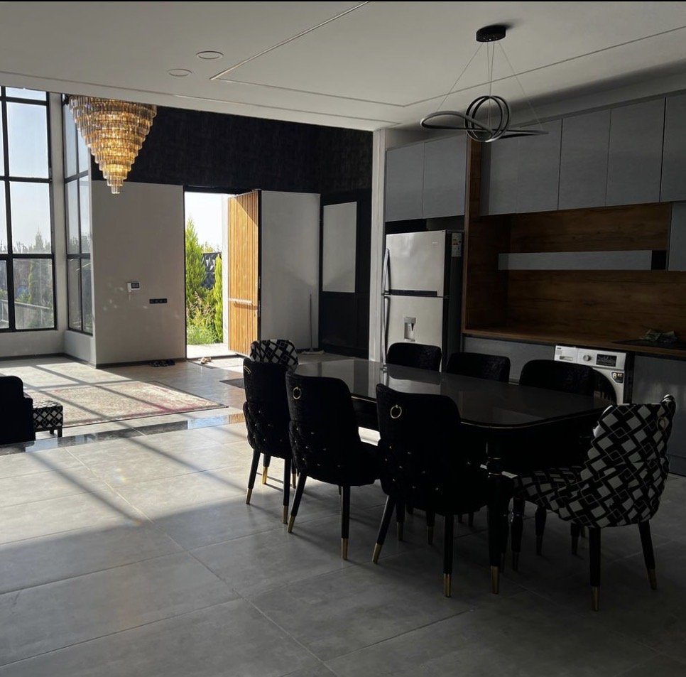 سه خوابه استخردار آبگرم اسپرلوس گاردن