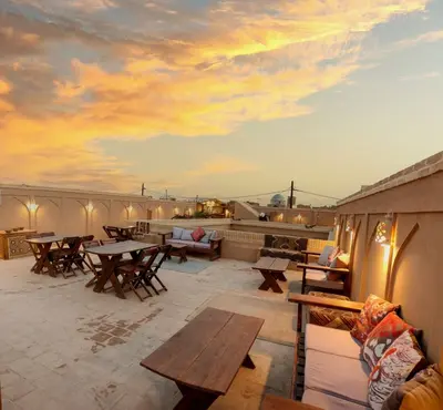 بومگردی یارا - واحد بهارستان زیرزمین