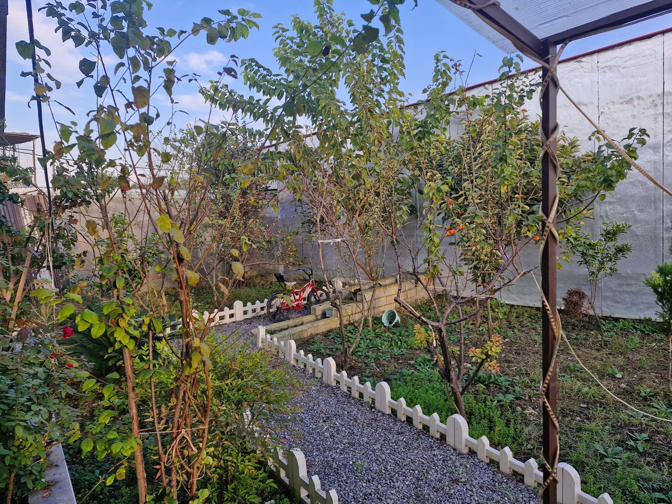 ویلا دوخوابه استخردار باغی