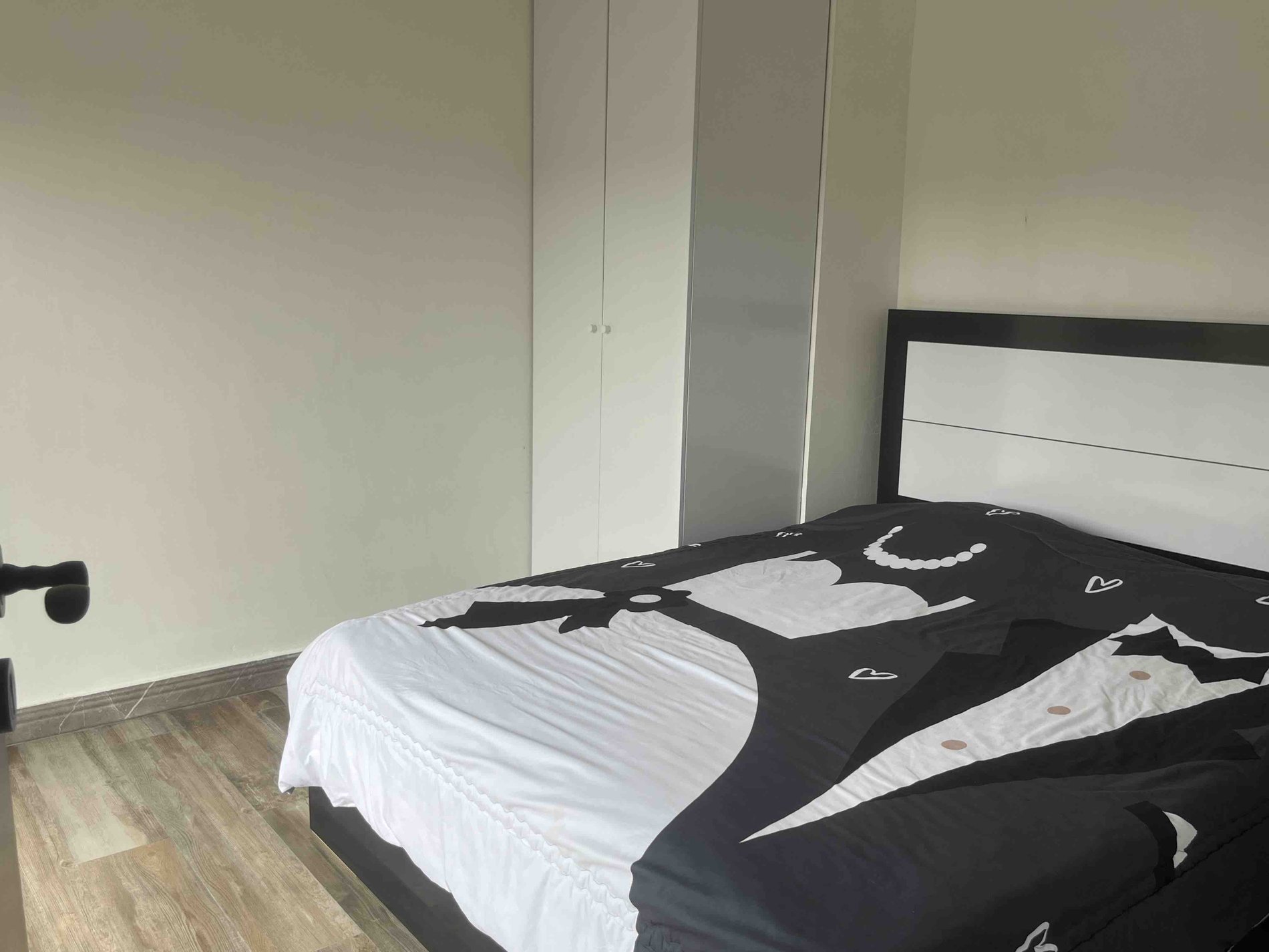 یک خوابه استخردار خانه كاغذی