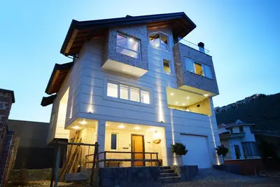 ویلا سه خوابه استخردار آبگرم عمارت اورس