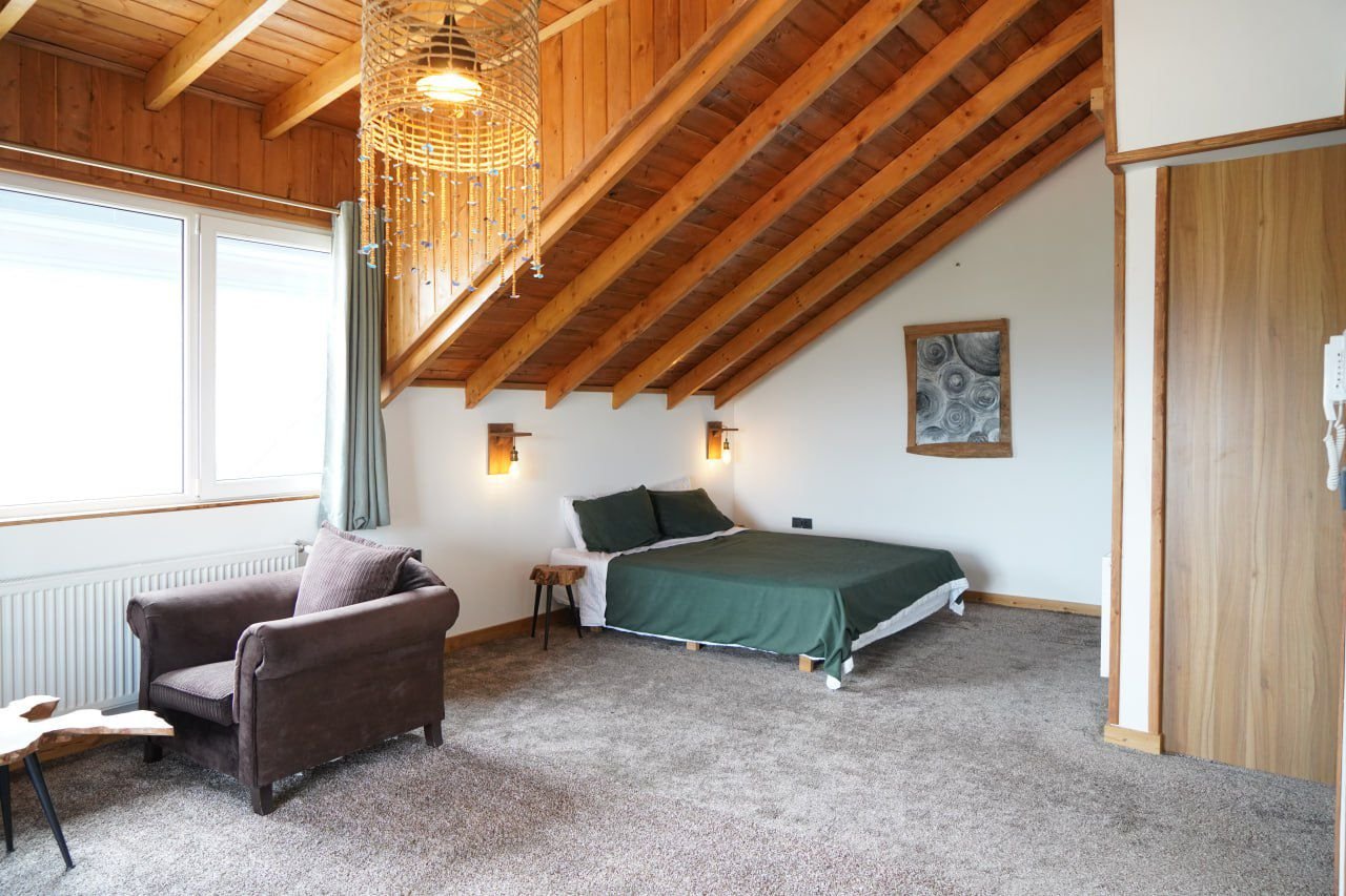 سه خوابه استخردار آبگرم عمارت اورس