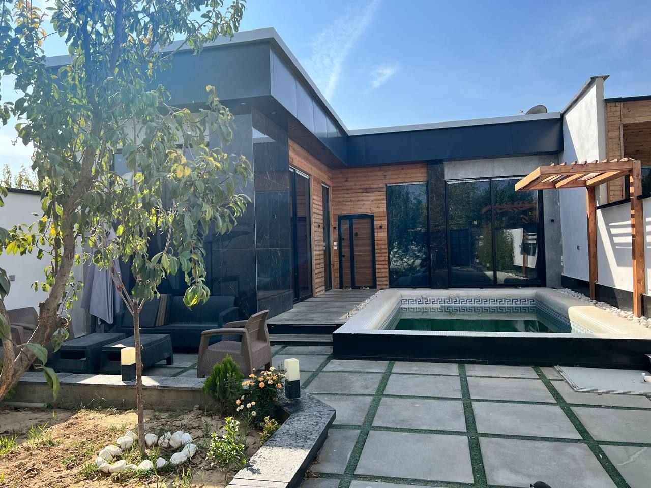 ویلا دوخوابه استخردار دهقان