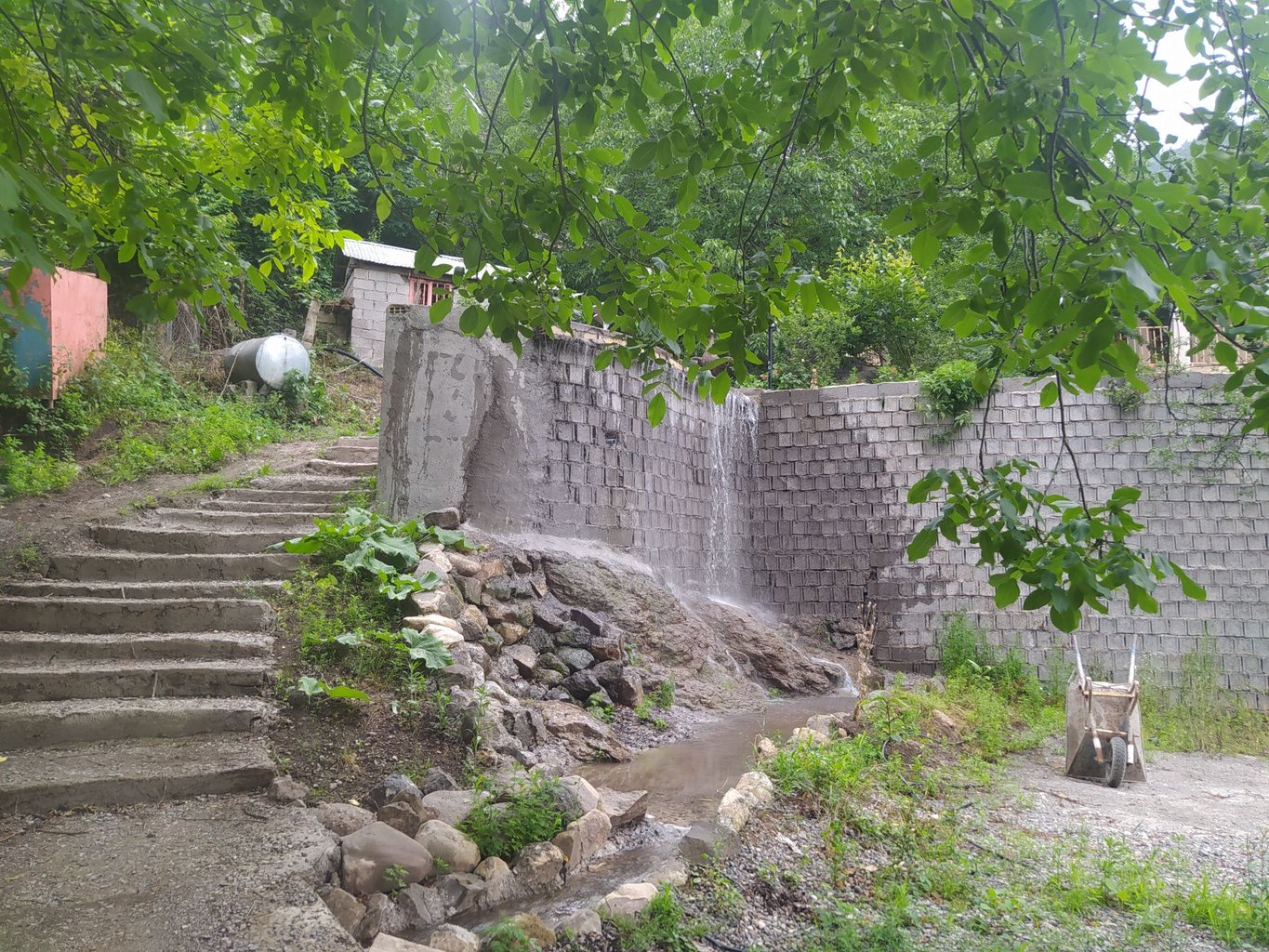 کلبه رودخانه کوهستان - واحد 10