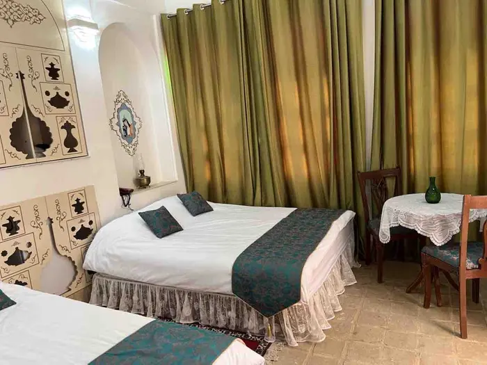 اقامتگاه سنتی عمارت قجری - واحد تابنده