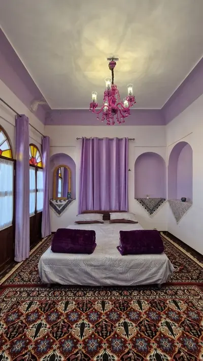 بومگردی عمارت بهشت - واحد پنج دری