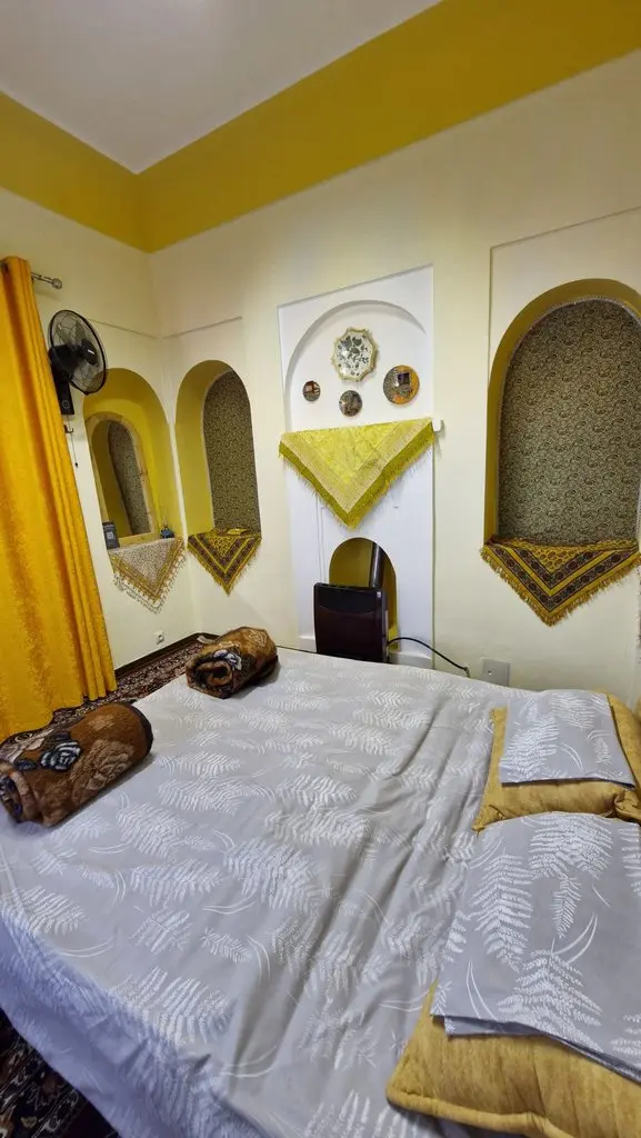 بوم گردی عمارت بهشت - واحد طلوع