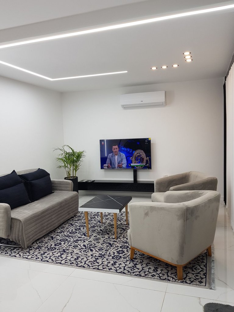 ویلا یک خوابه استخردار آبگرم نشاد