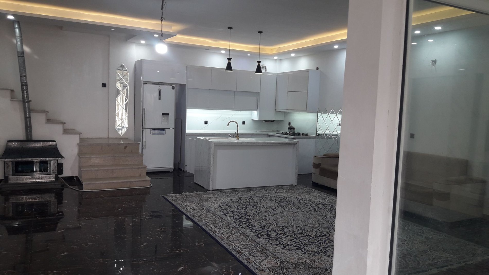 ویلا یک خوابه استخردار آبگرم شهرک اسکویی