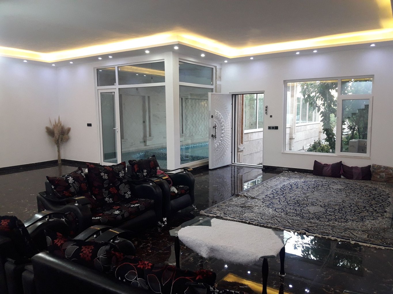 ویلا یک خوابه استخردار آبگرم شهرک اسکویی