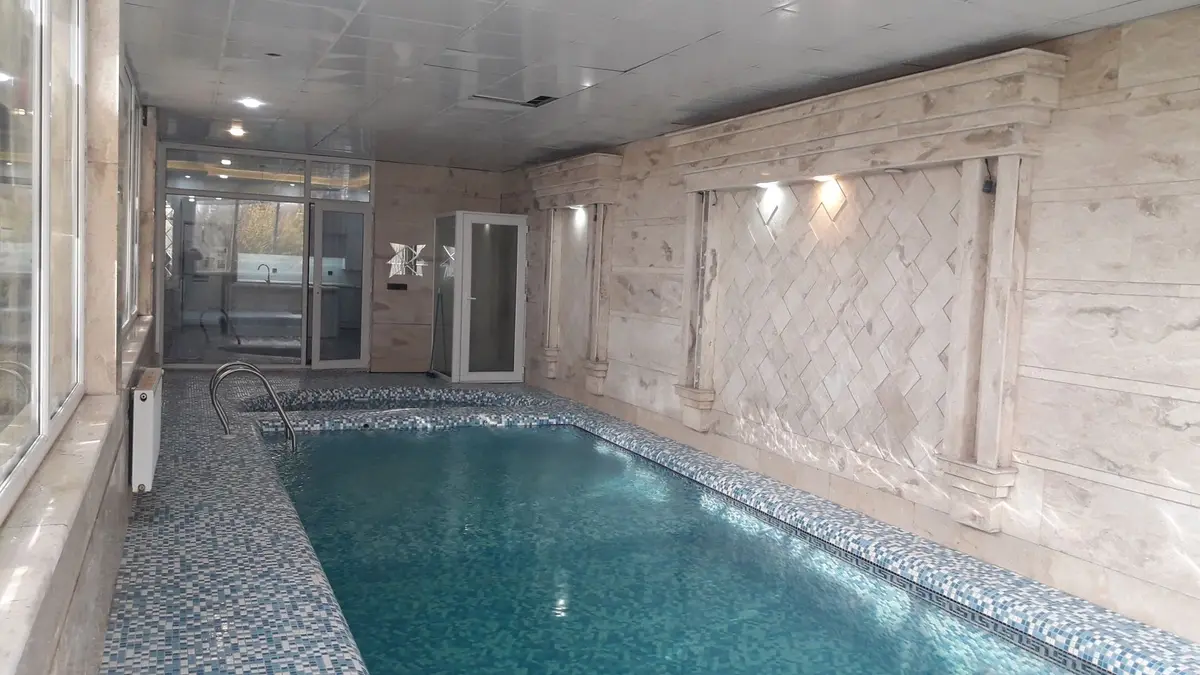 ویلا یک خوابه استخردار آبگرم شهرک اسکویی