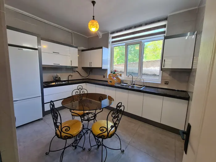 سوئیت یک خوابه مالگاسیتی غربی - آشپزحانه