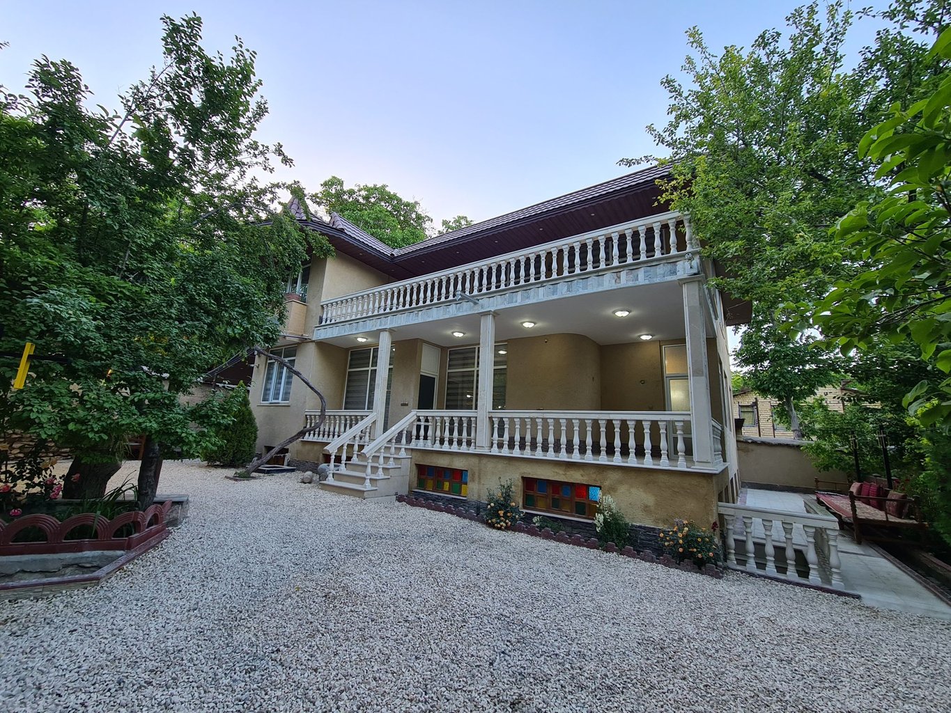 سوئیت دوخوابه مالگاسیتی شرقی - نمایی از ویلا