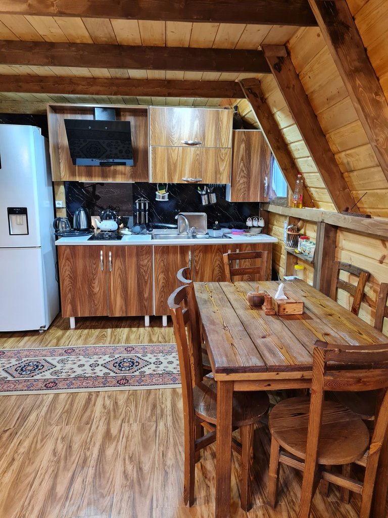 یک خوابه سوئیسی شوروم