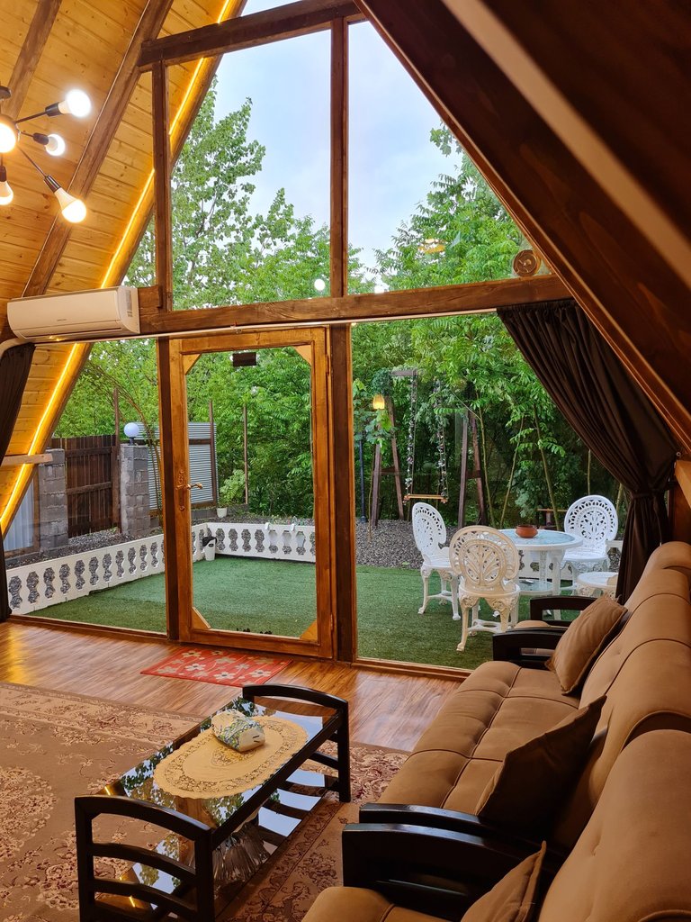 یک خوابه سوئیسی شوروم