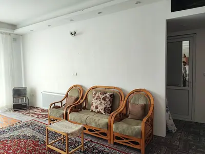 آپارتمان دوخوابه گلستان 21