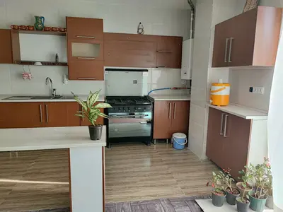 آپارتمان دوخوابه گلستان 21