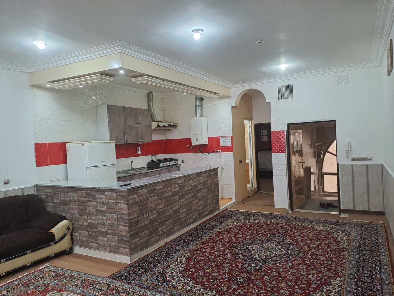 سوئیت یک خوابه نگین ۱1 - نمای حال واشپزخونه