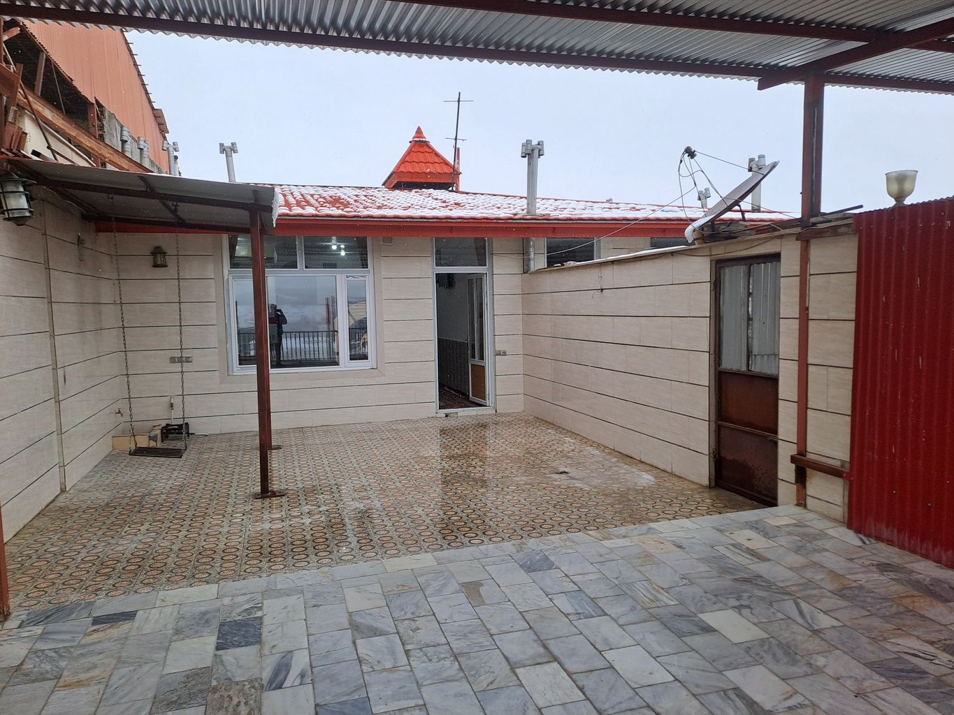 یک خوابه نگین ۱1