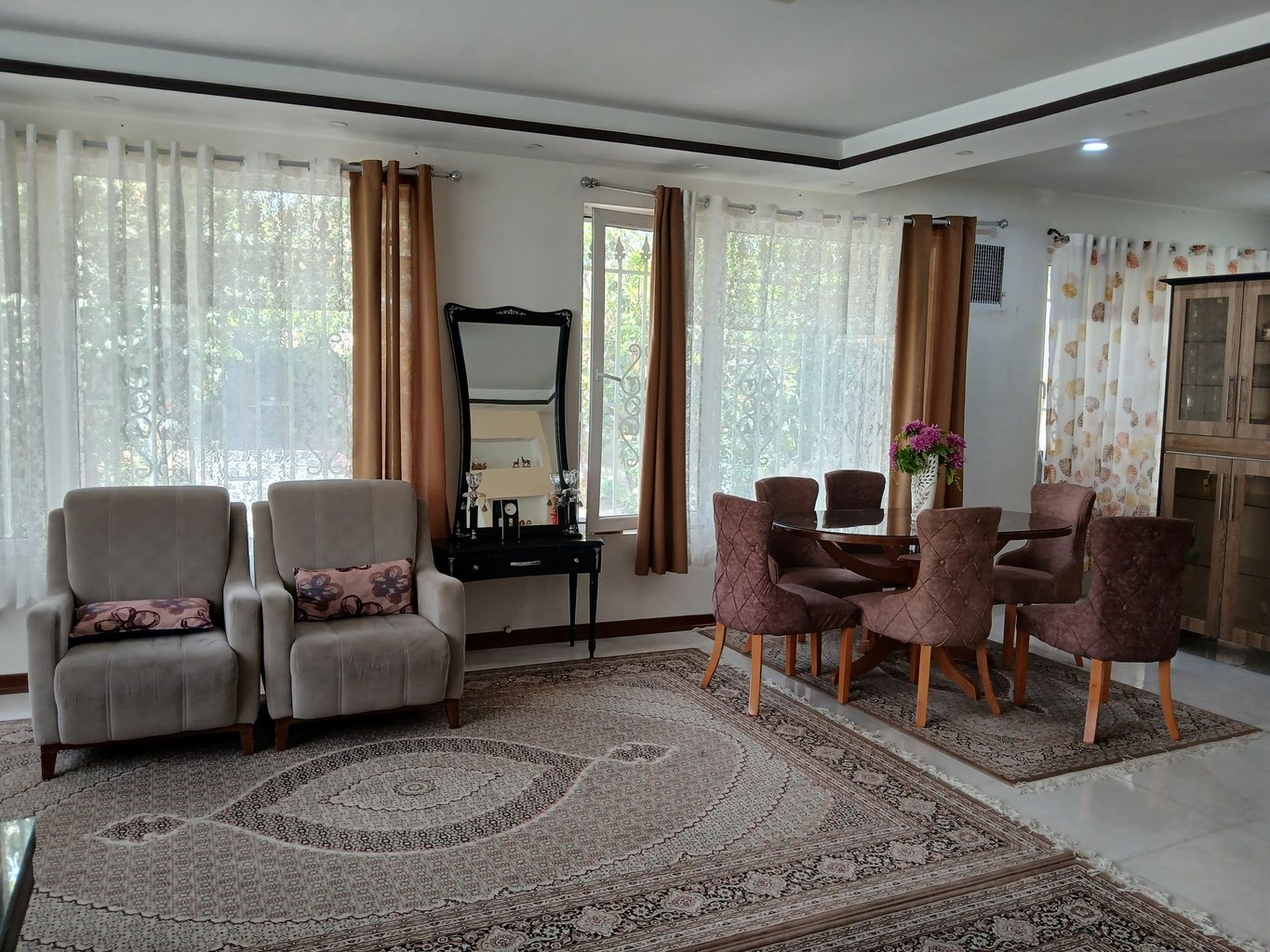 یک خوابه استخردار آبگرم رادین 1