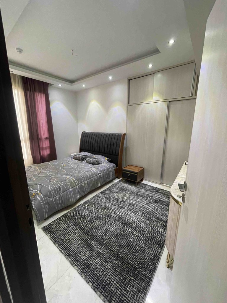 آپارتمان دوخوابه رز سعادت آباد