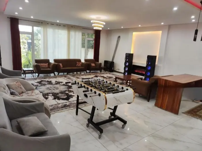 ویلا دوخوابه استخردار آبگرم مزرعه ماهان