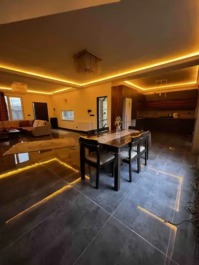 ویلا سه خوابه استخردار آبگرم ساحلی آسمان