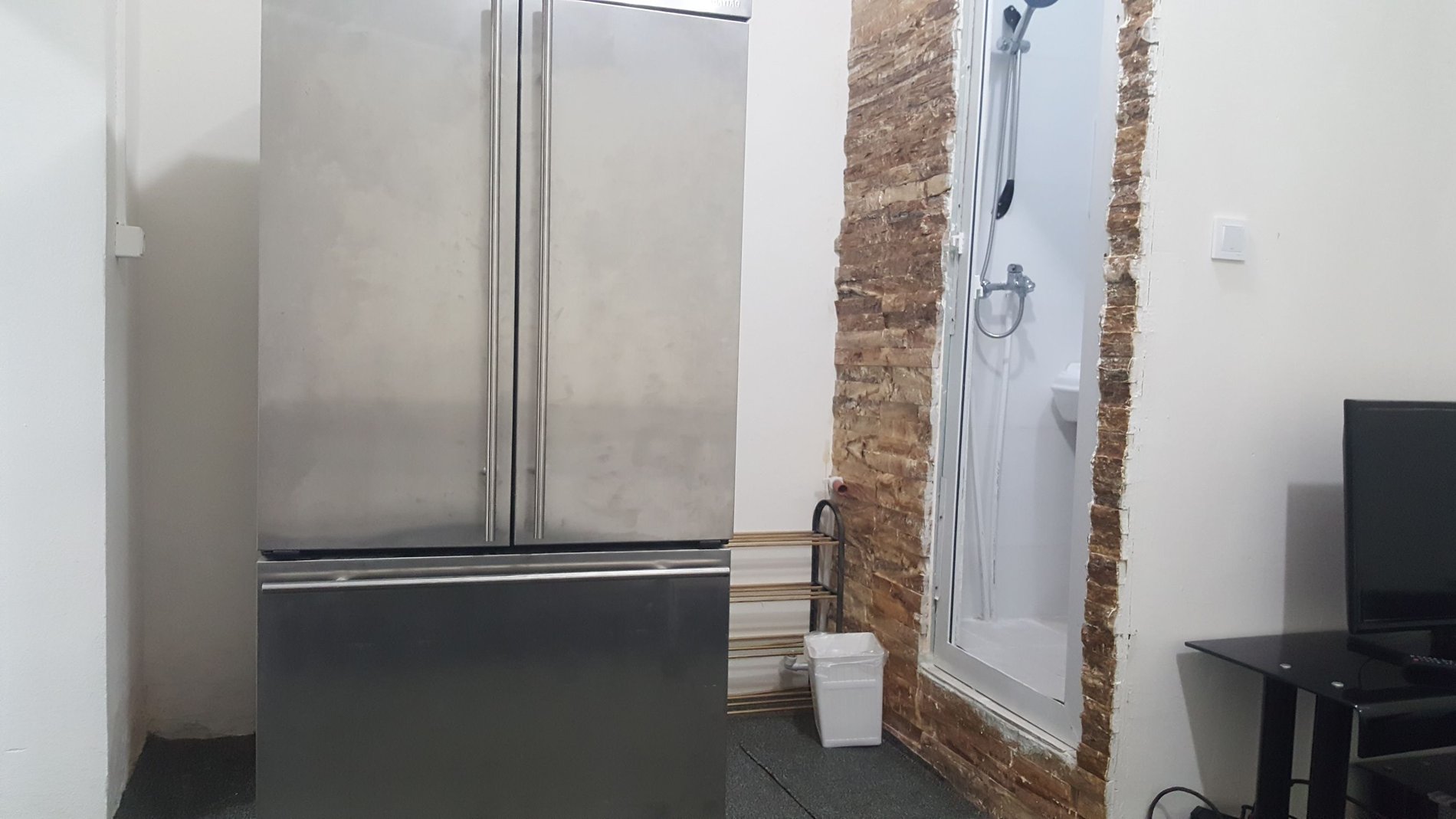 مجتمع اقامتی آفتاب - واحد ۱۱۱