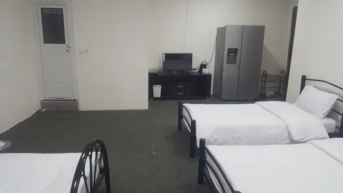 مجتمع اقامتگاهی آفتاب - واحد ۱۰۹ - ال سی دی یخچال و سرویس و حمام واحد ۱۰۹