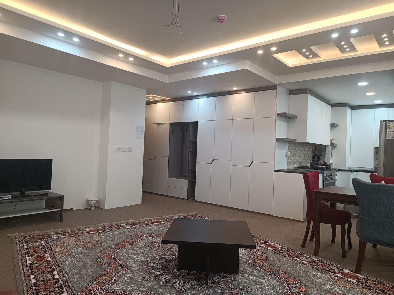 آپارتمان دوخوابه باربد 6