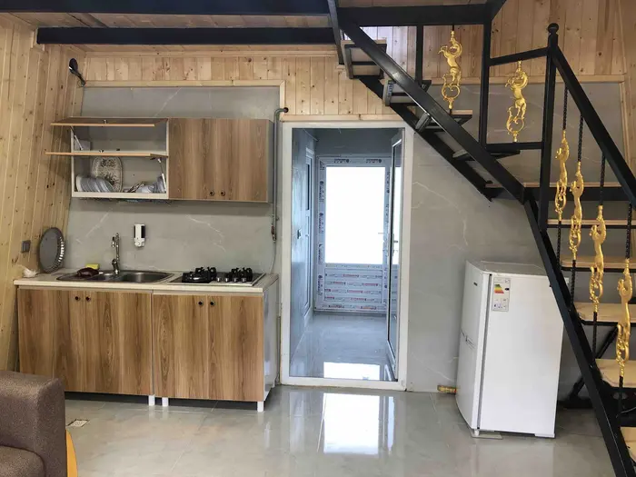 کلبه دوخوابه جنگلی سرخدار - انتخاب عنوان تصویر