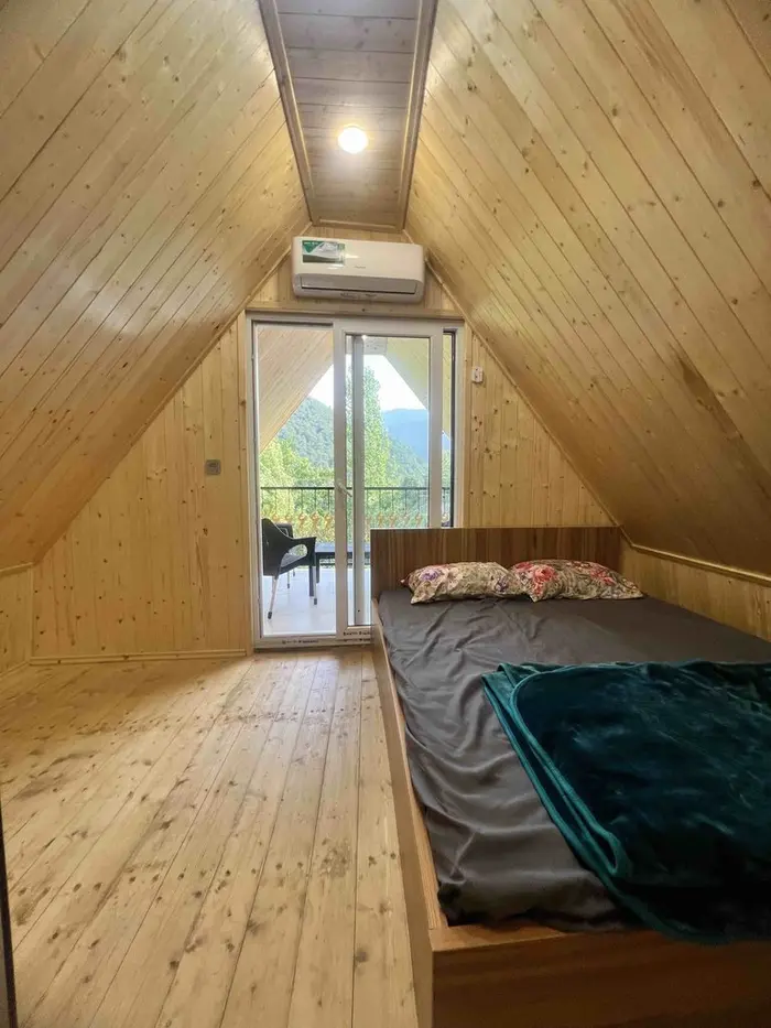 کلبه دوخوابه جنگلی راش 4 - انتخاب عنوان تصویر