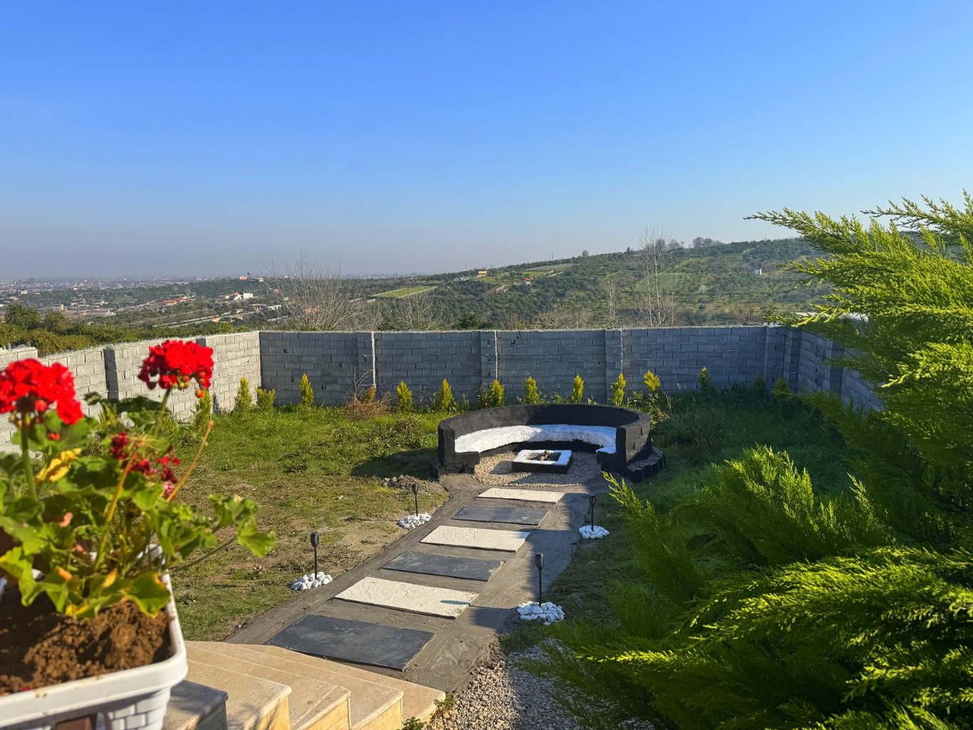 یک خوابه جنگلی بزچفت لفور